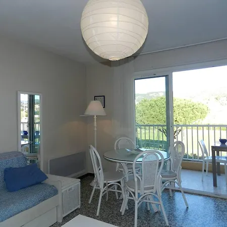 Spacieux, Parking - 4 Pers. - Fr-1-251-945 Appartement Le Lavandou